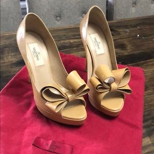 TRADING w/dalton0210 Valentino Nude Couture